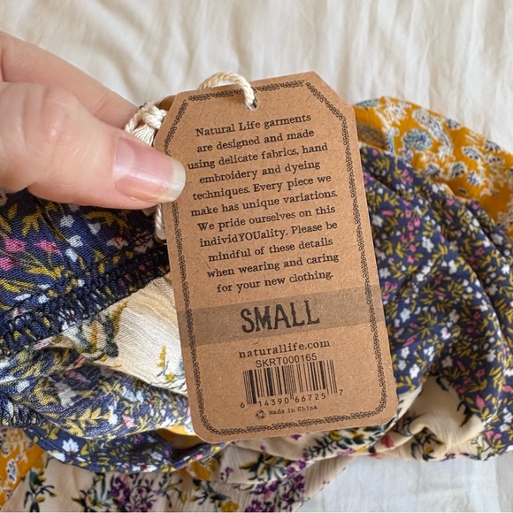 New NATURAL LIFE Valentina patchwork 
Mixed Floral Maxi Skirt boho Size Small - Picture 3 of 11